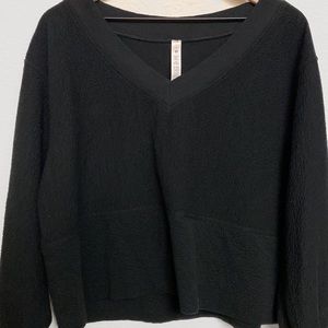 Lululemon V-Neck Pullover Black 8